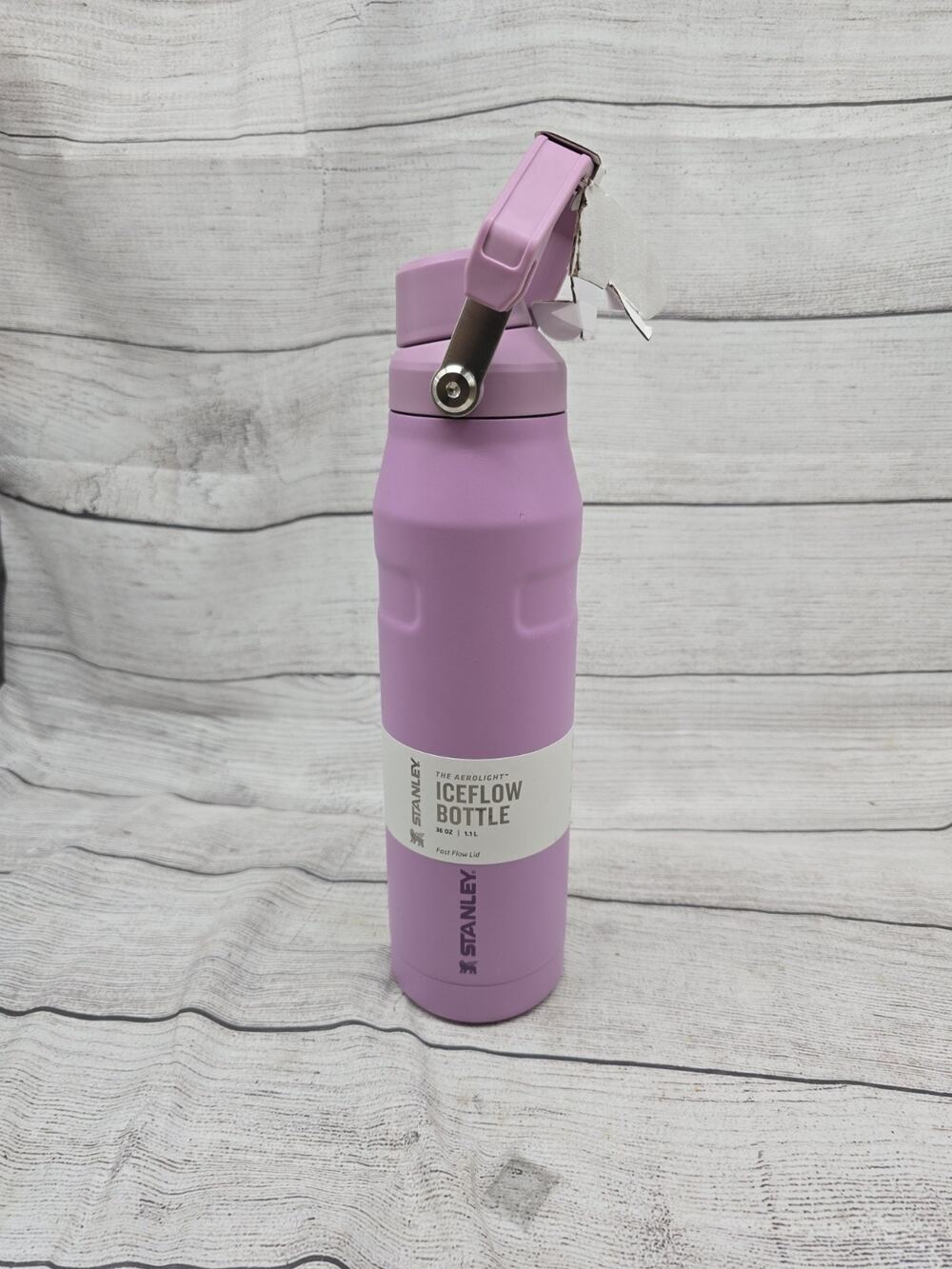 STANLEY 36oz AEROLIGHT ICE FLOW BOTTLE SWEET LILAC COLOR NEW W TAGS
